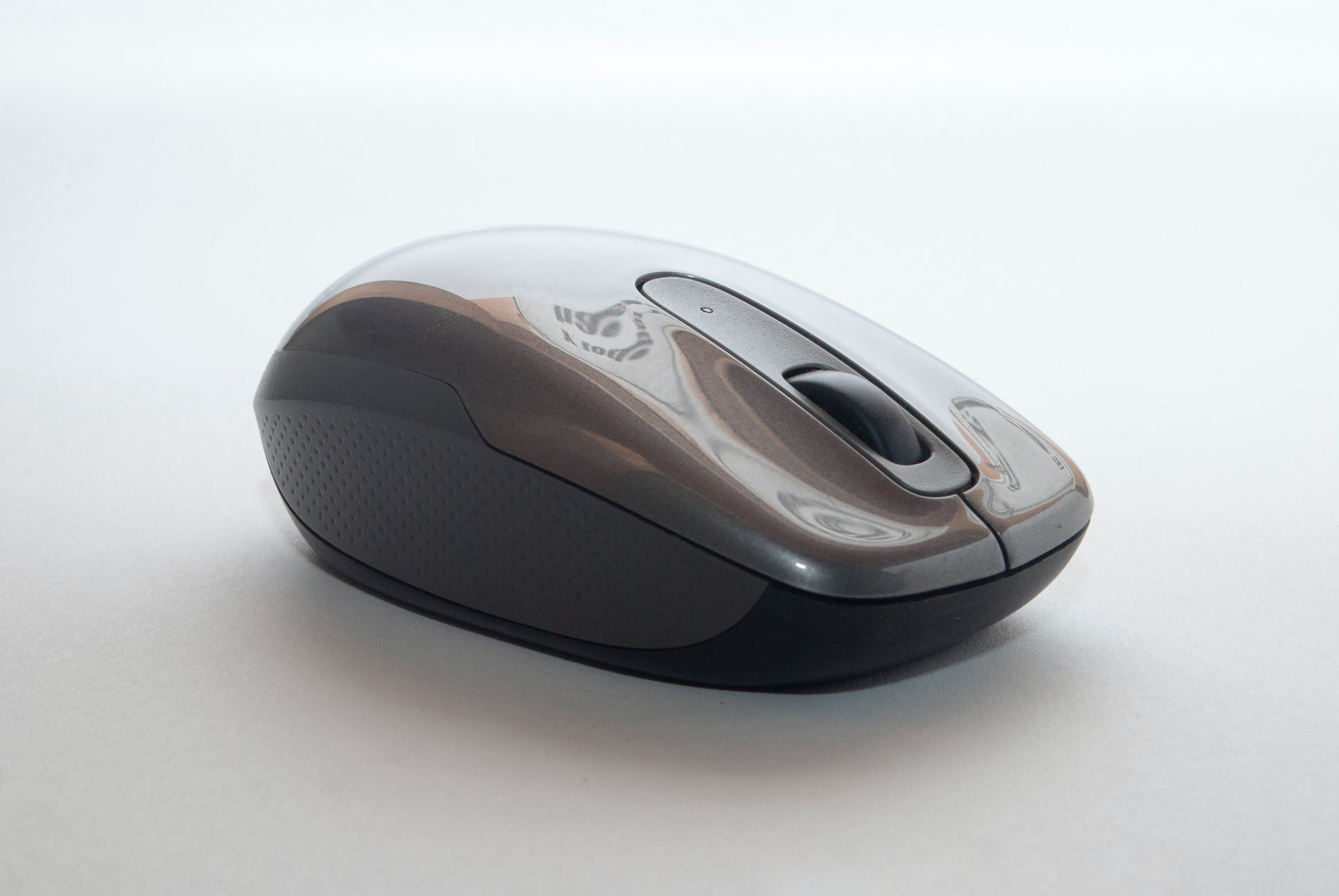 custom wireless gaming mouse